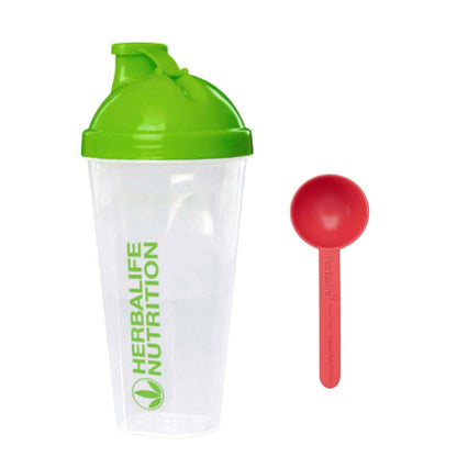 Herbalife shaker og rosa bærekraftig måleskje. 